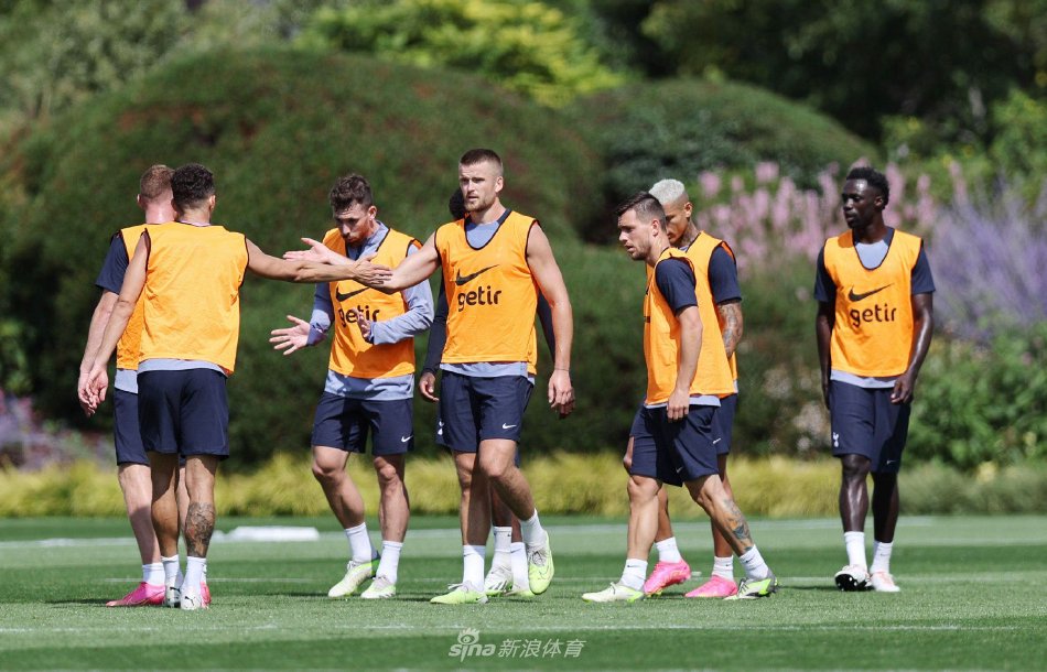 据并不突出 据并不突出